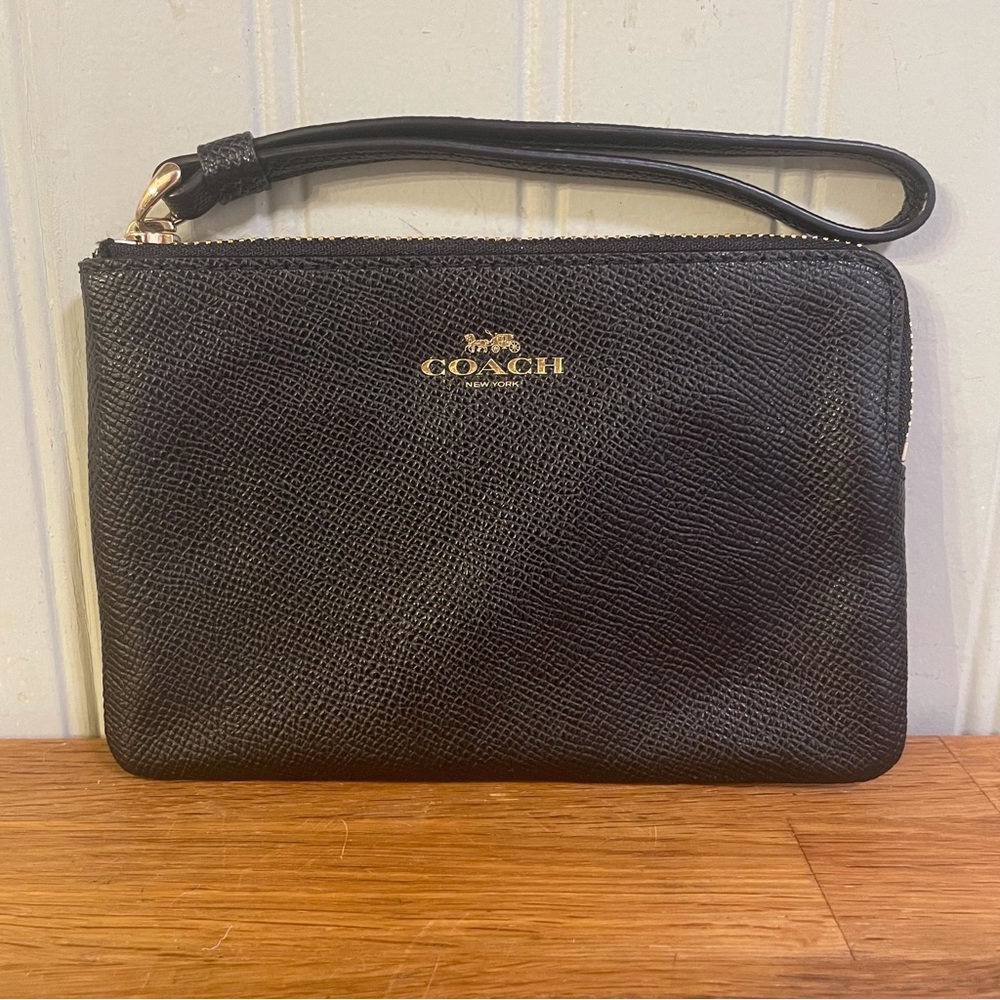 Coach Crossgrain Leather Corner Zip Wristlet